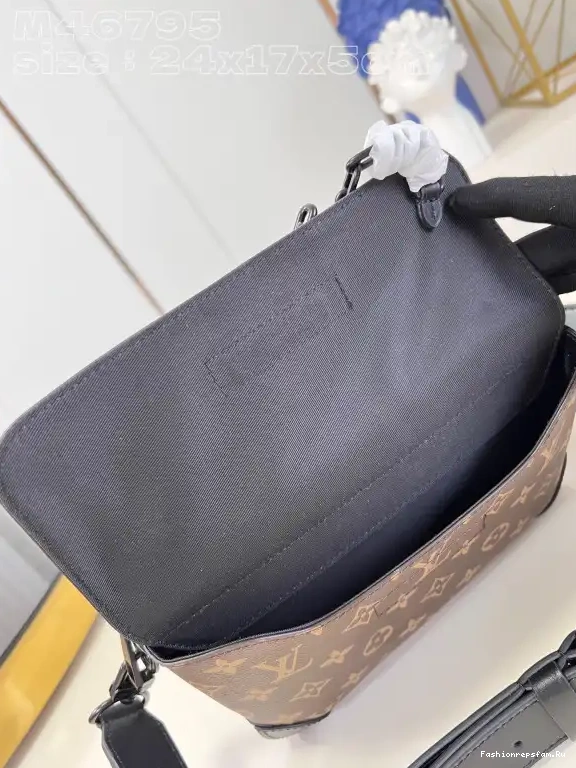 FS CHEAP LOUIS VUITTON Wearable Wallet-23.5*17*6CM Steamer 0604